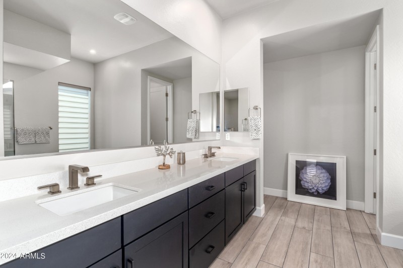 5707 Killen Loop - Photo 12 - Primary Ba