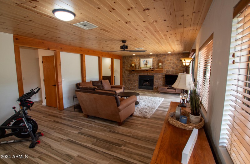 Juniper Loop MLS-52