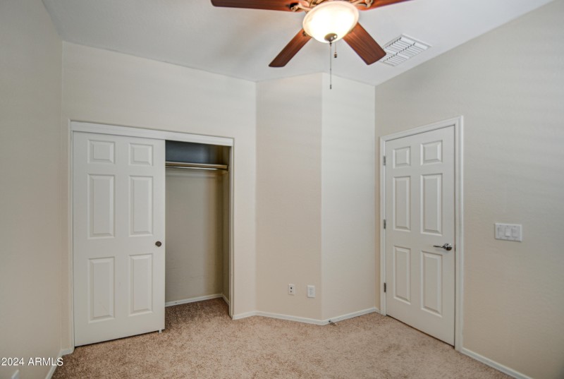 Bedroom 2-pic 2