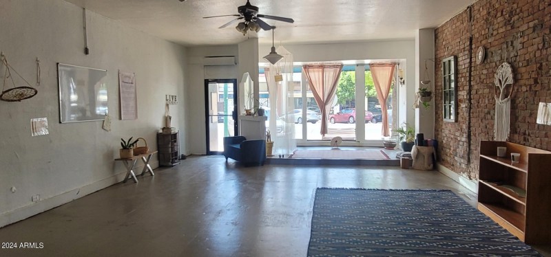 1109 G Ave main area and windows