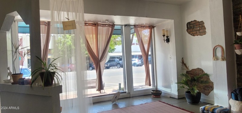 1109 G Ave display windows