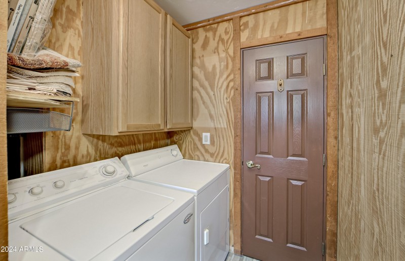 Guest House Laundry Room