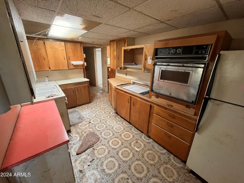 04 Kitchen b