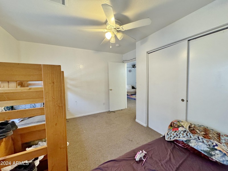 2nd bedroom