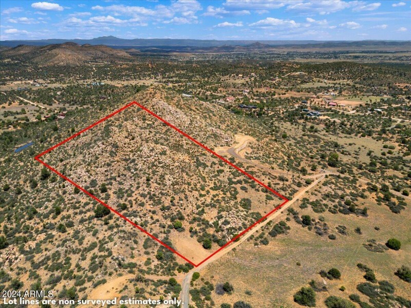 AREA OF BEAUTIFUL HOMES