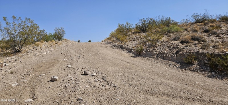 Looking North on Skipping Stone Alignmen