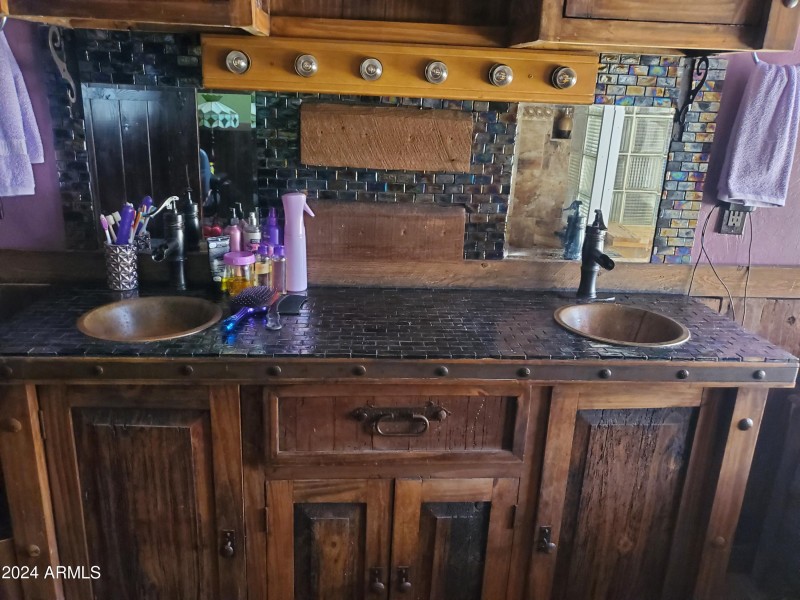 bathroom vanity