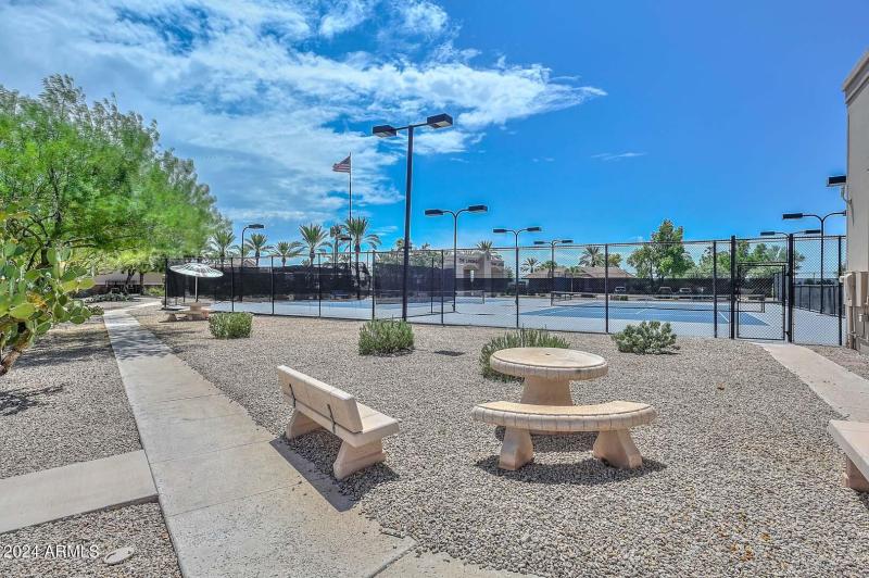 Ventana Lakes-Tennis Courts