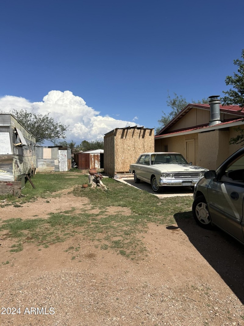 side yard
