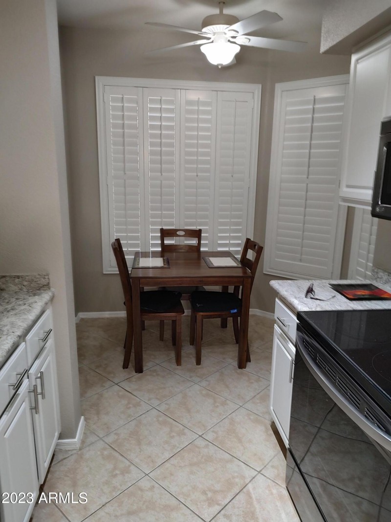 Kitchen Nook dining