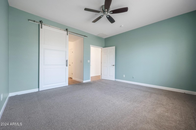 20 Primary Bedroom Split from other BRS