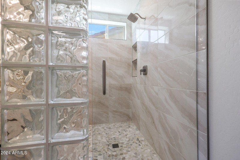 23 Lovely Updates Primary Shower