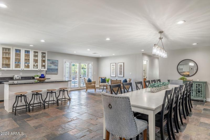 25-web-or-mls-5948-e-corrine-dr