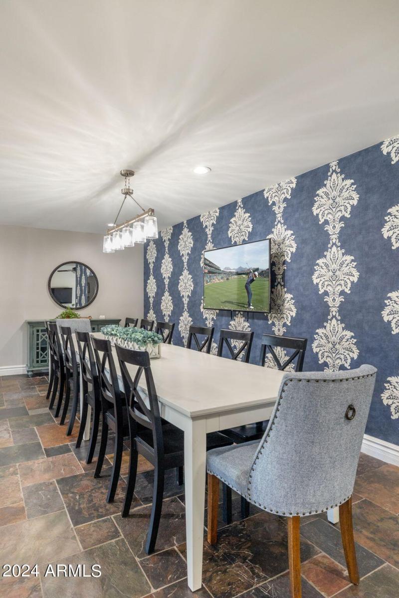 26-web-or-mls-5948-e-corrine-dr