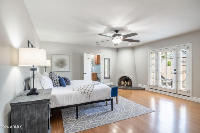 28-web-or-mls-5948-e-corrine-dr