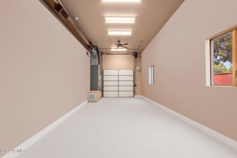 Guest House Garage