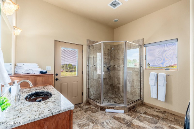 Guest House Bathroom