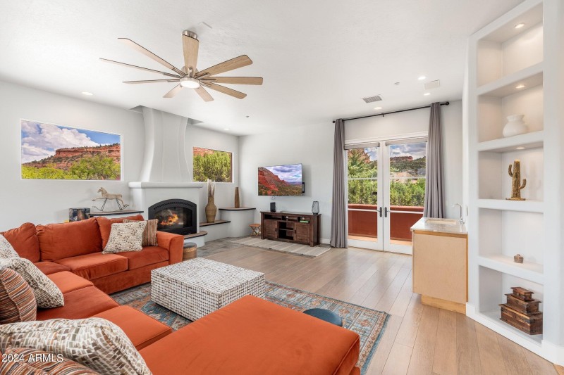 Upstairs Bonus Room