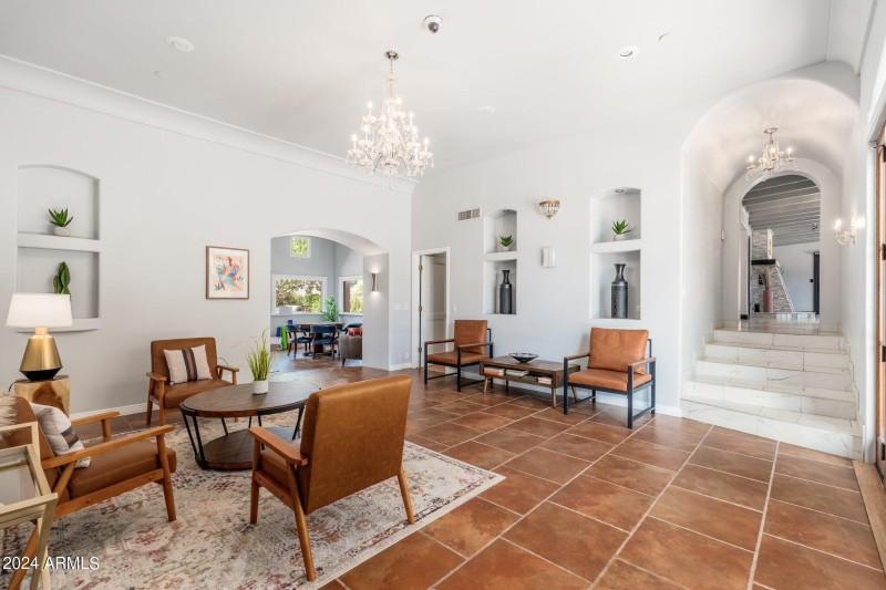 Living/ Sitting Room