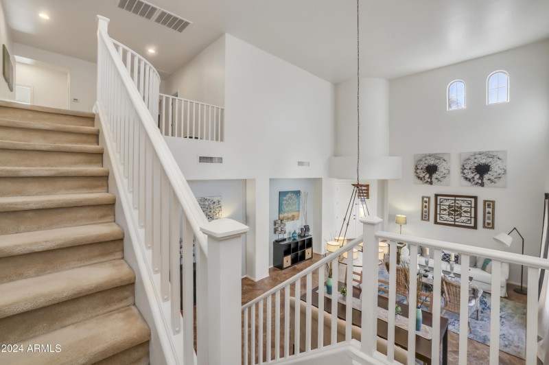 09 Stair Landing