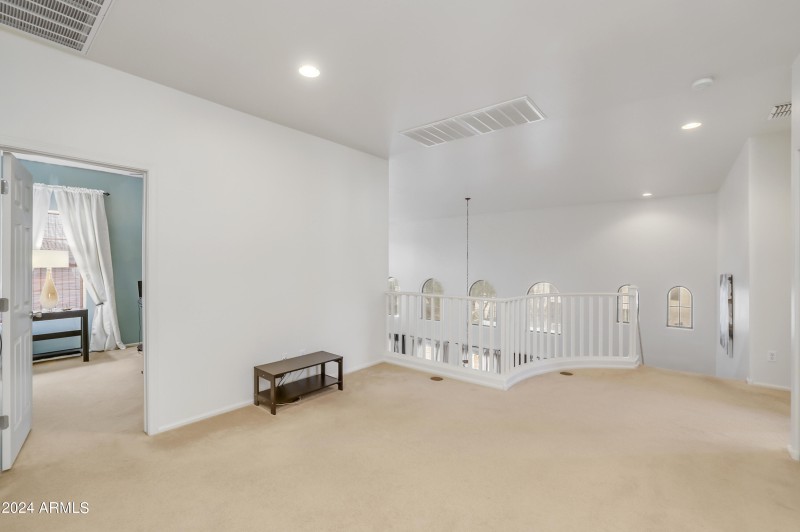10 Loft b
