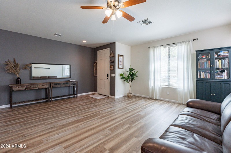 8-web-or-mls-Riviera-8