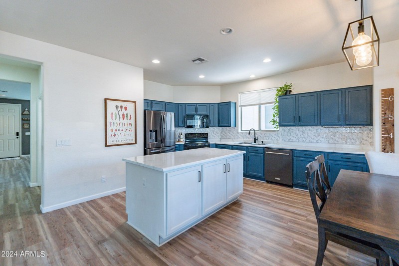 16-web-or-mls-Riviera-16