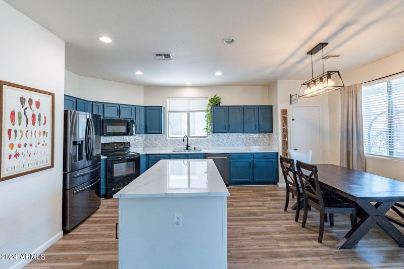 18-web-or-mls-Riviera-18