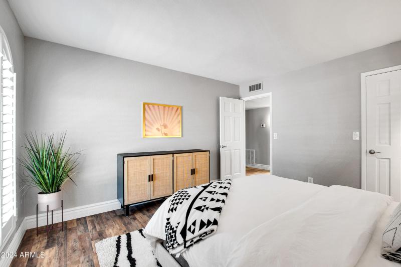 11222 N Miller Rd-53