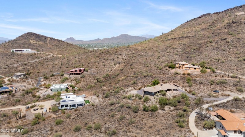 5-web-or-mls-37036-n-31st-ave