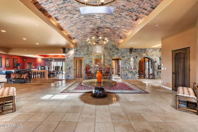 005_Foyer