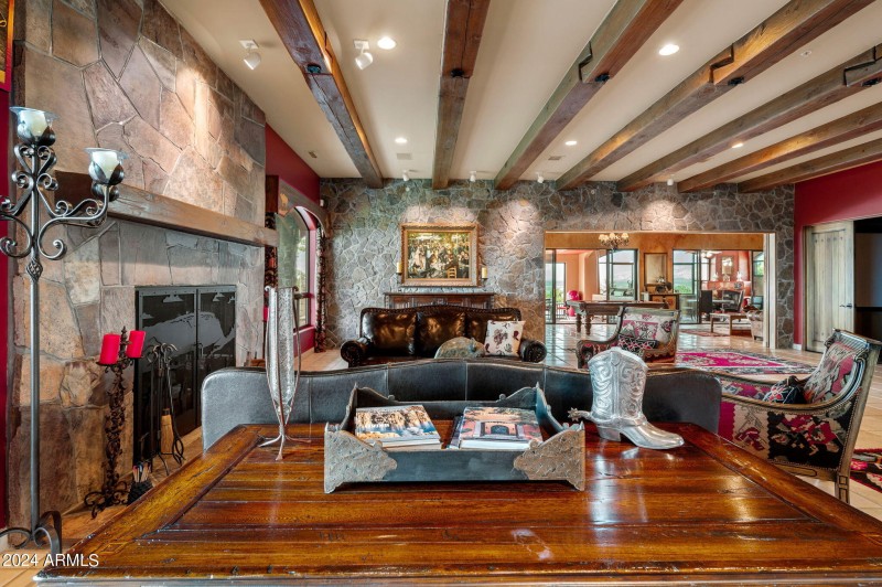015_Living Room