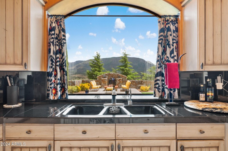 027_Kitchen Views