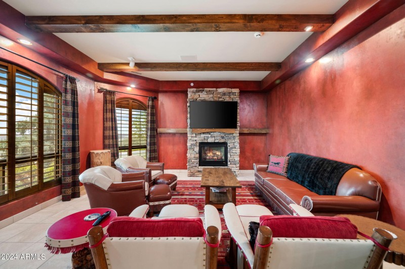 062_Private Living Room