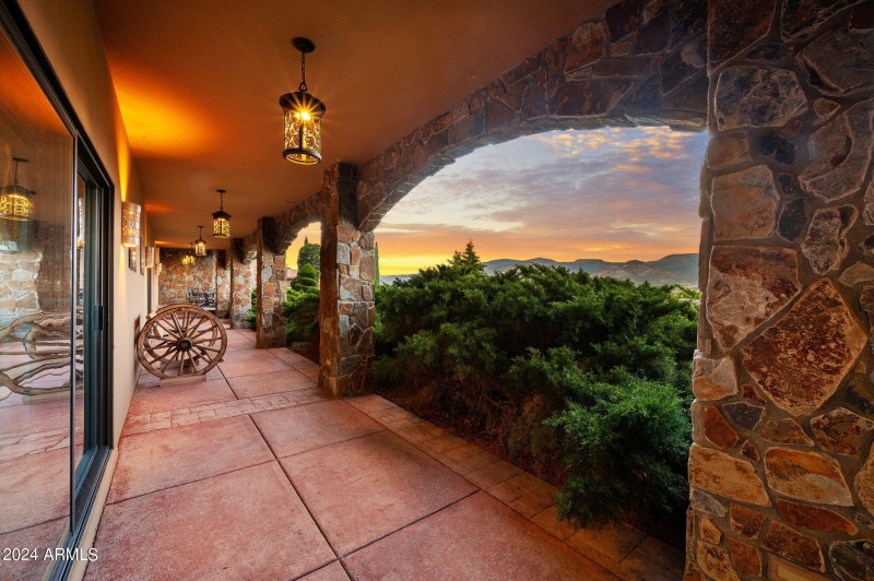 086_East Side Covered Patio Views