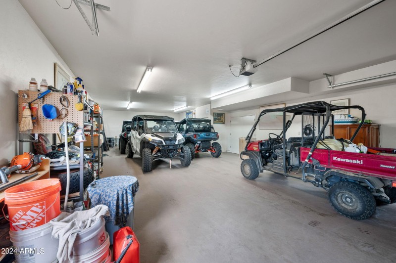 115_6 Car Garage
