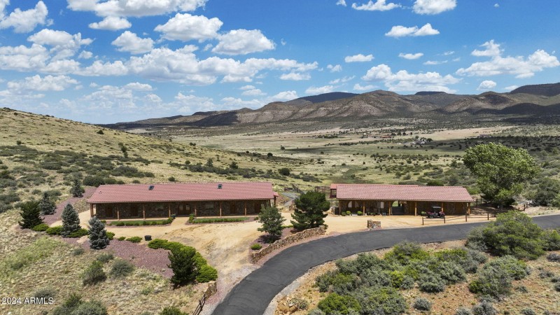 136_Aerial Stable & Guest Residence