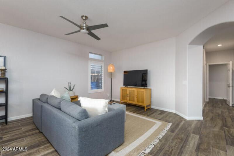 46095-135424-E9Un4rULSzUcs8LifRVwiFIdVng