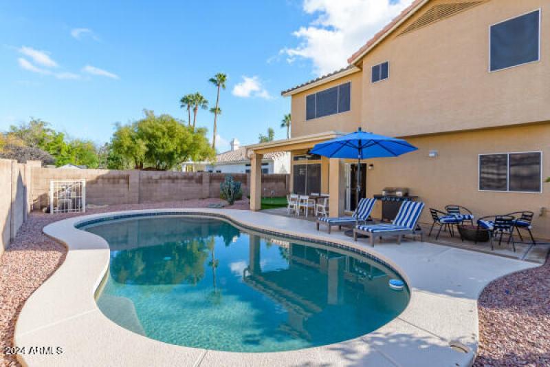 46095-135424-4iFxb8----M4EVVrzIg0yuXQjR3