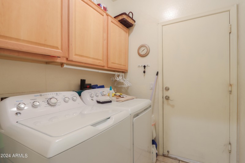 Laundry Rm