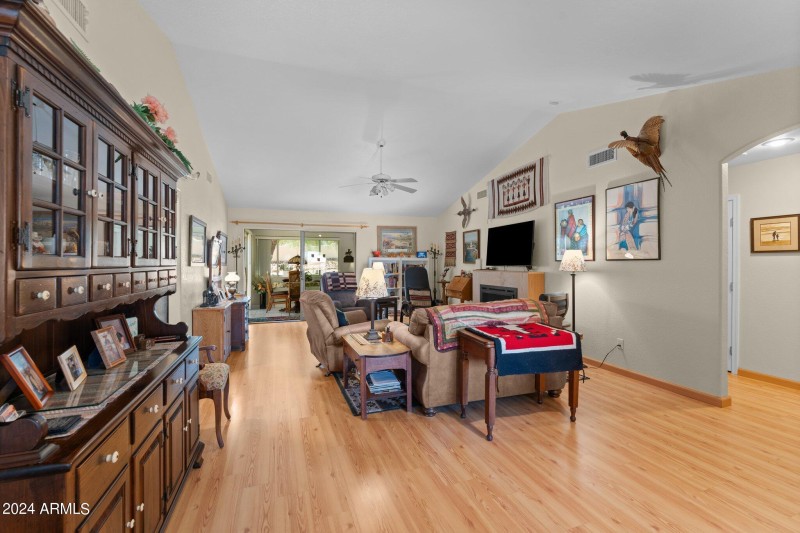 15-web-or-mls-DSC07103