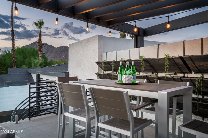 Roof Top Deck with Entertaining Space