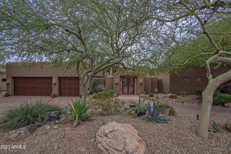 001_Beautiful Desert Front