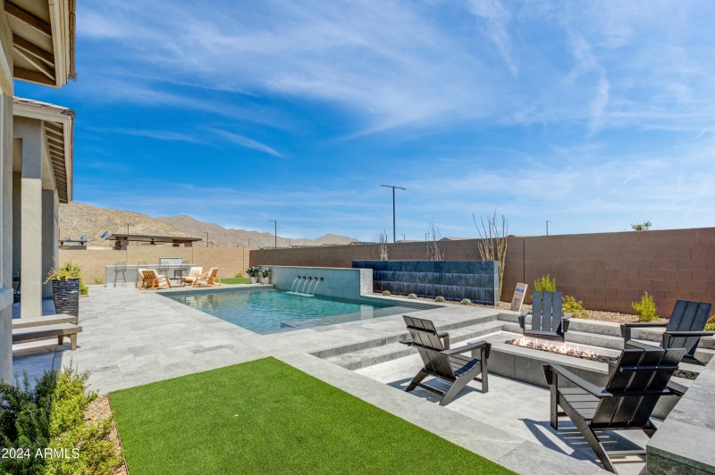 026_Backyard