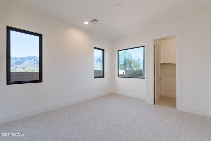 36-web-or-mls-Quarter - HD-30