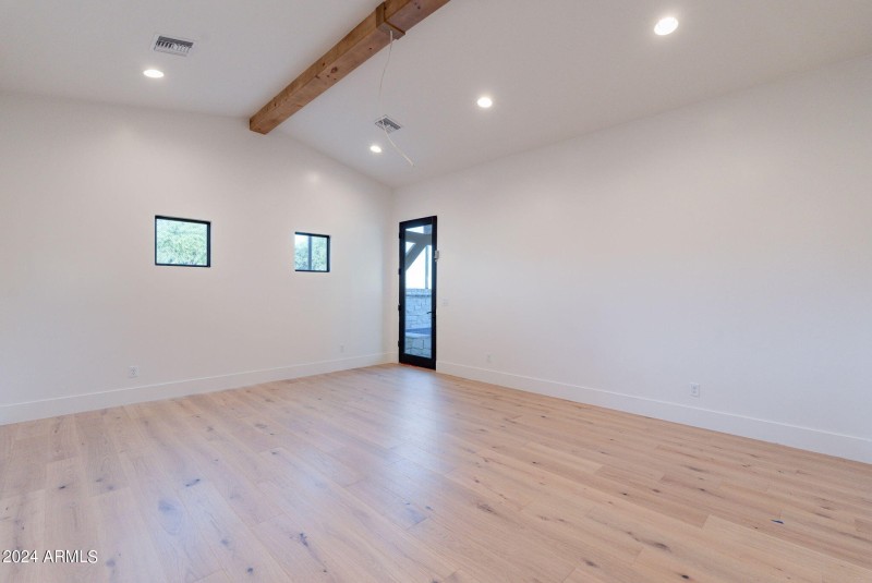 39-web-or-mls-Quarter - HD-33