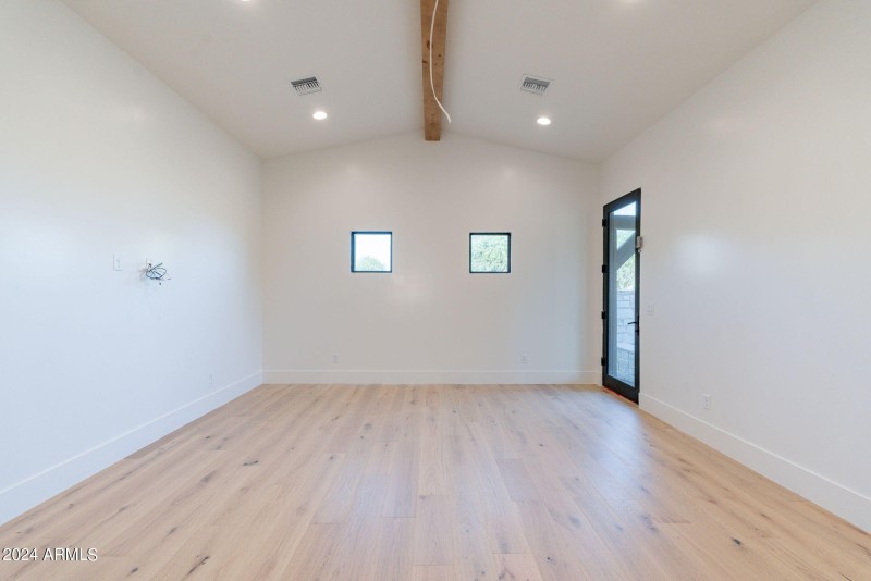 42-web-or-mls-Quarter - HD-36