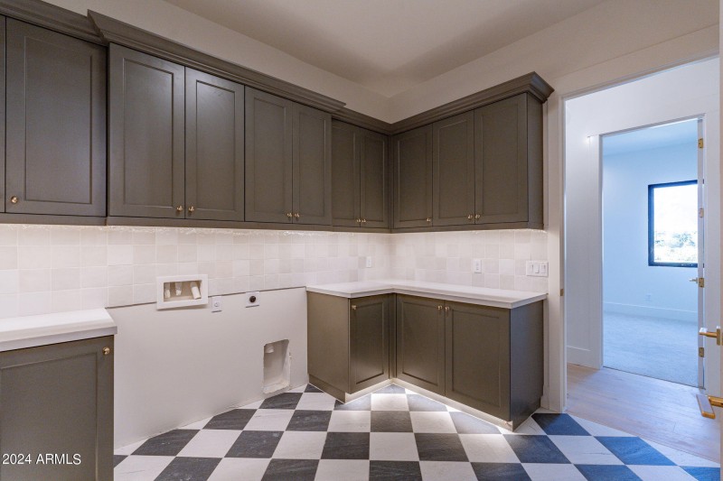 44-web-or-mls-Quarter - HD-38