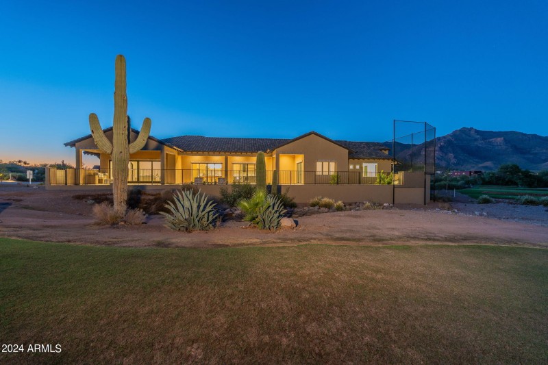 83-web-or-mls-Quarter - Full Res-32