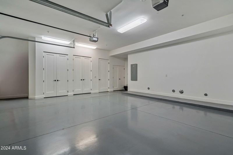2 Car Garage w storage